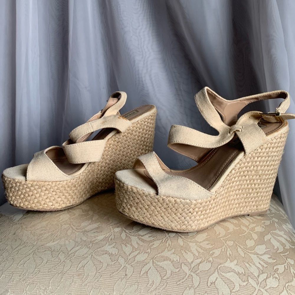 Steve Madden Wedges